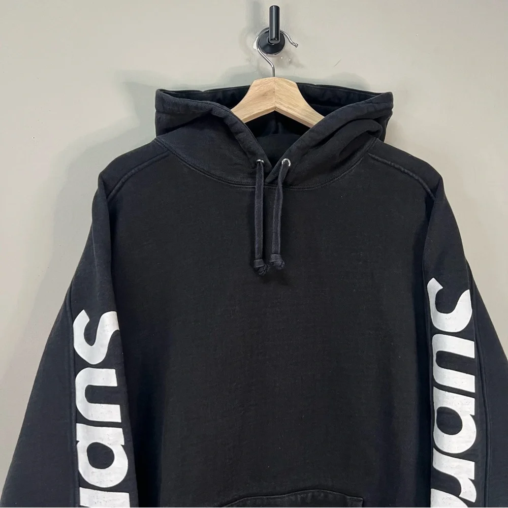 2018 Supreme Sideline Hoodie - Picture 2 of 9